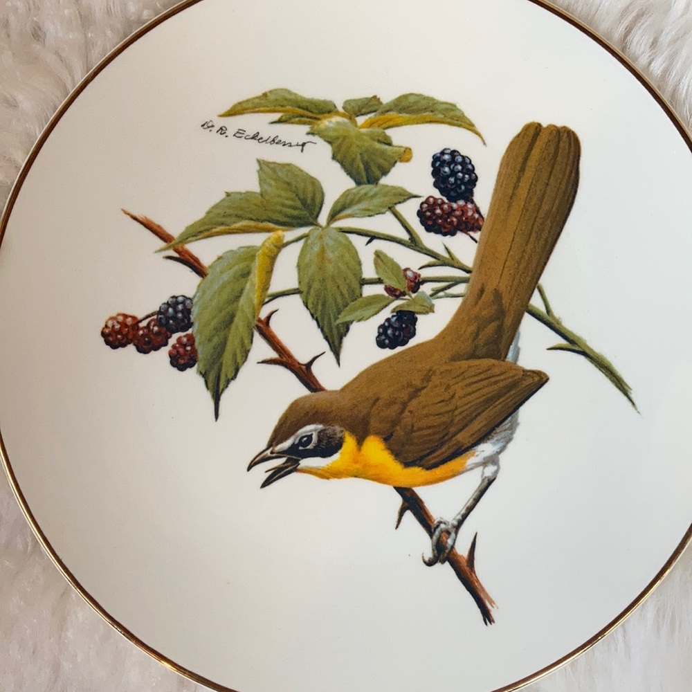 Avon Yellow-Breasted Chat plate